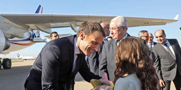 Macron en Algérie : une visite éclair et de lourds dossiers